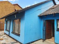 Front View of property in Actonville