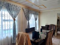 Dining Room of property in Actonville