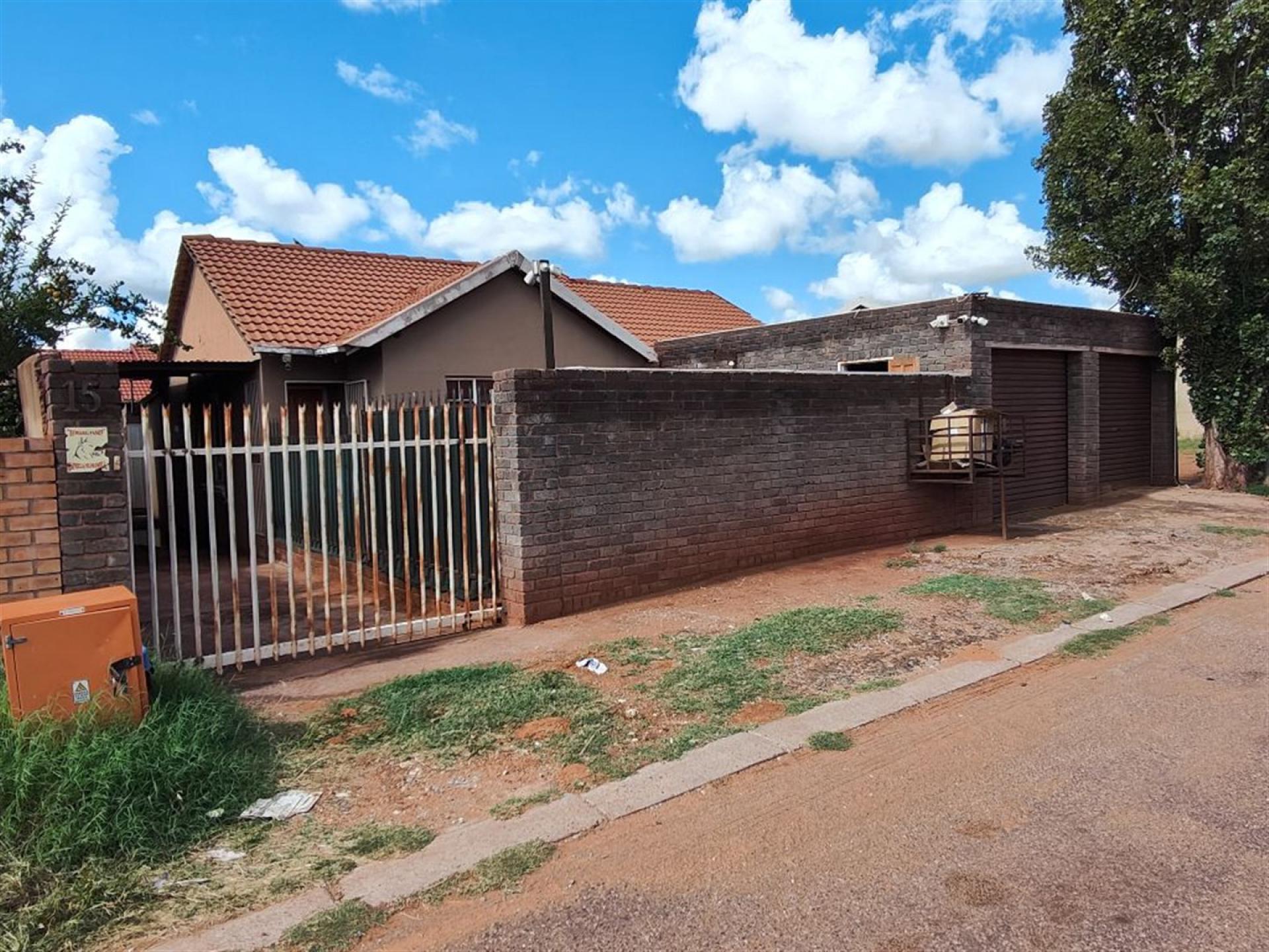 Front View of property in Kathu
