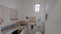 Bathroom 1 - 4 square meters of property in Savanna City