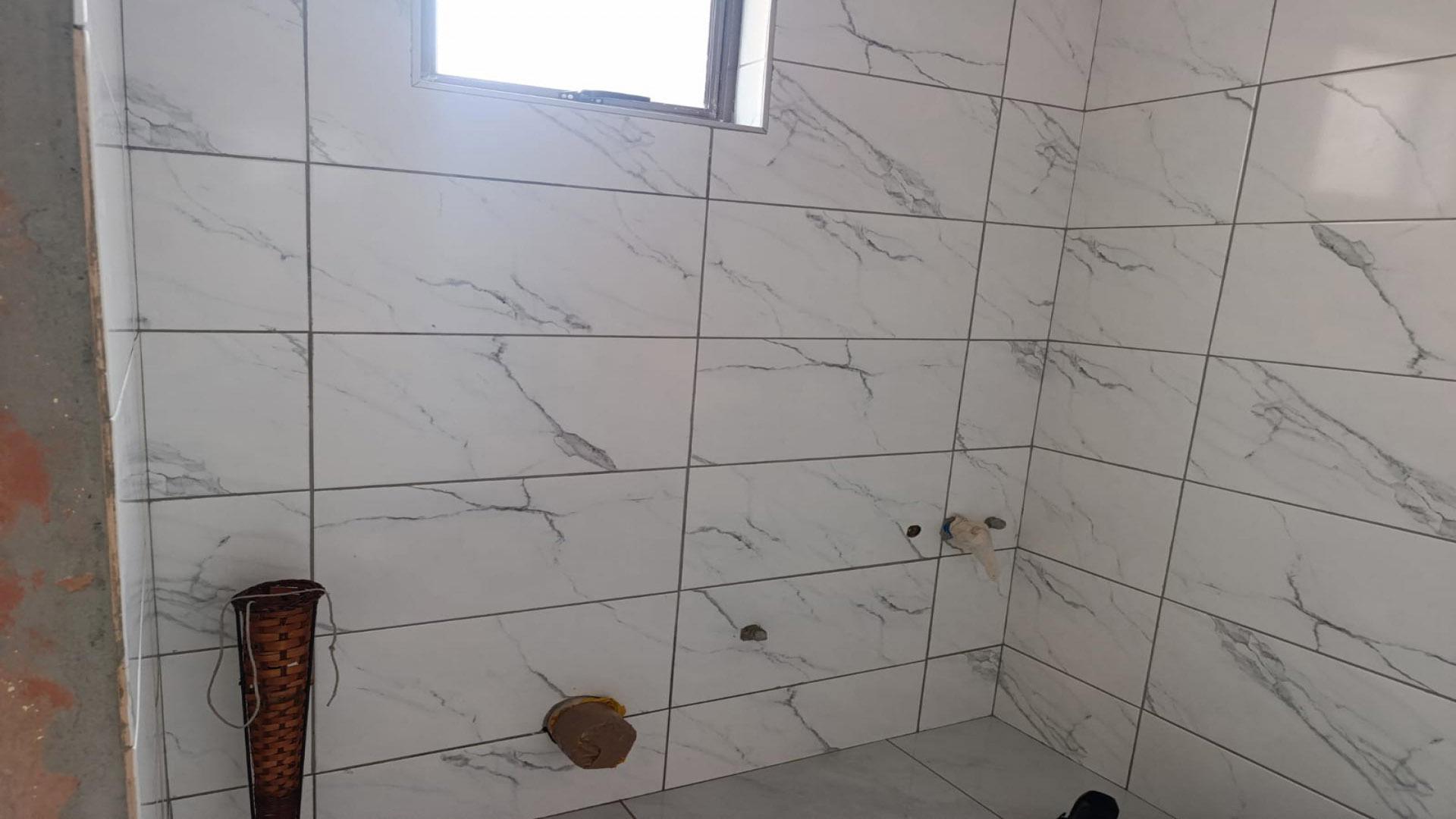 Bathroom 1 of property in Soshanguve