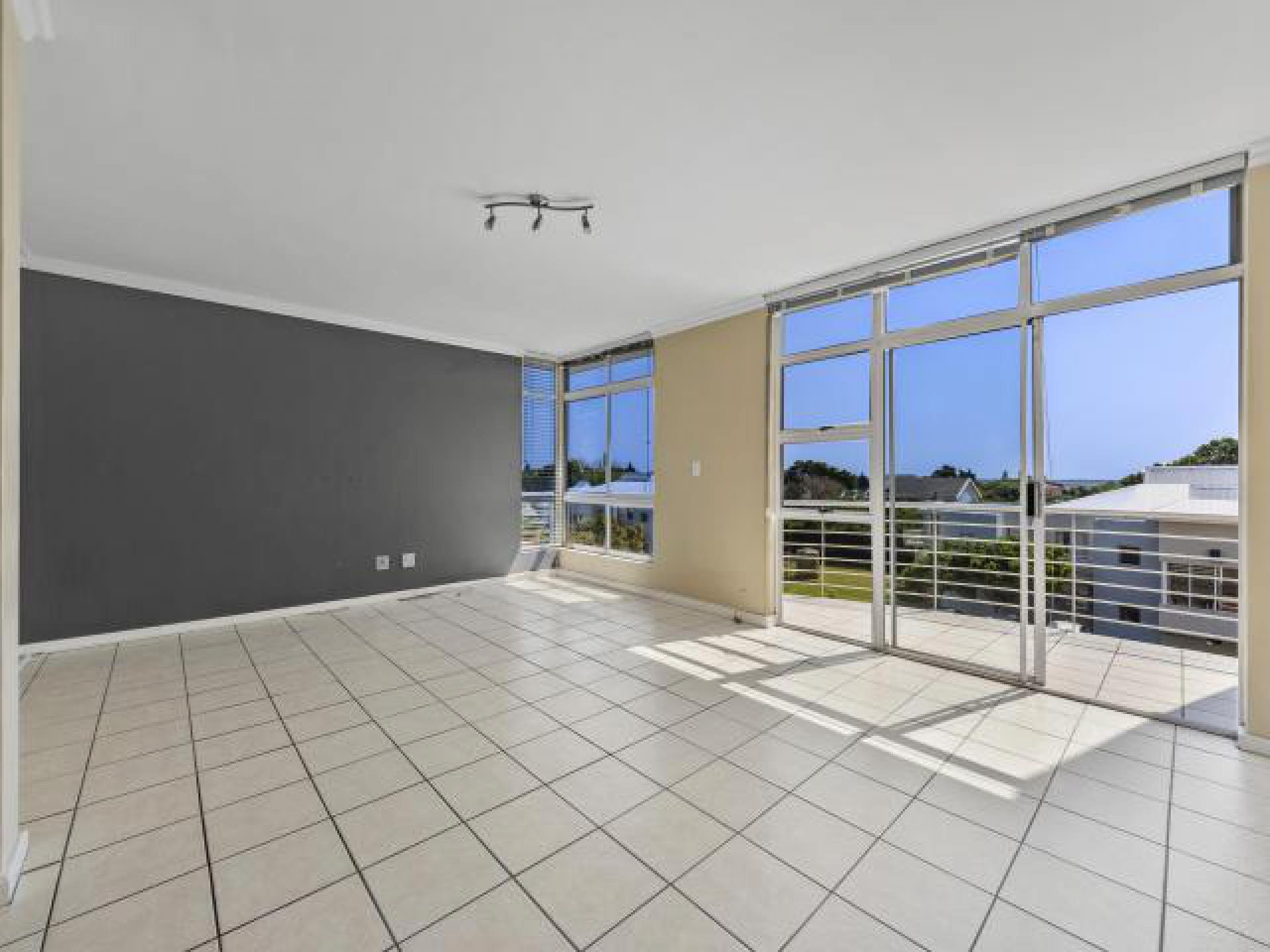 Lounges of property in Milnerton