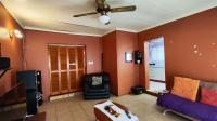 Lounges - 47 square meters of property in Sasolburg