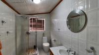 Main Bathroom - 6 square meters of property in Sasolburg