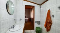 Main Bathroom - 6 square meters of property in Sasolburg