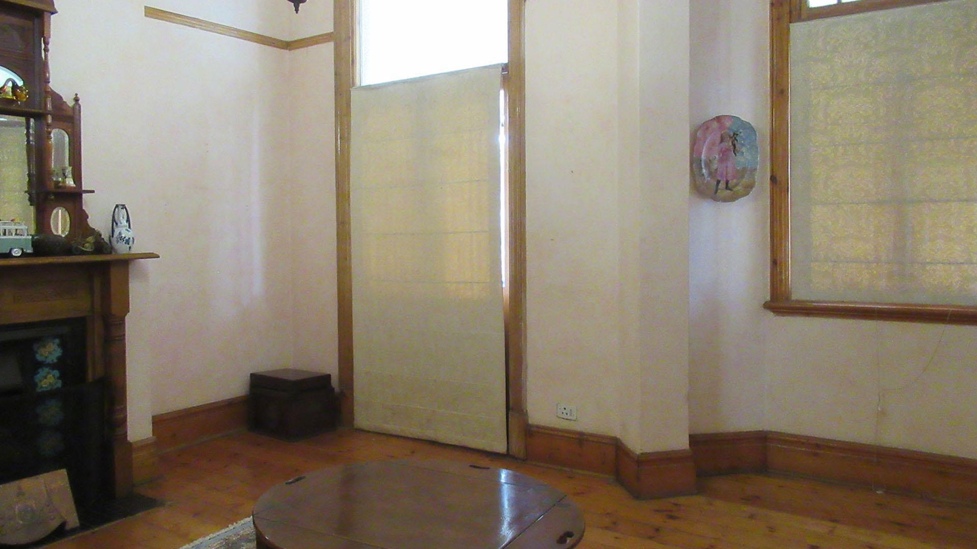 Lounges - 104 square meters of property in Kensington - JHB