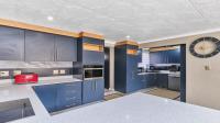 Kitchen of property in Barbeque Downs
