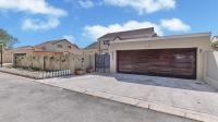 3 Bedroom 3 Bathroom Freehold Residence to Rent for sale in Barbeque Downs