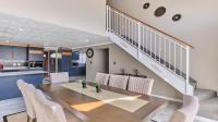 Dining Room of property in Barbeque Downs