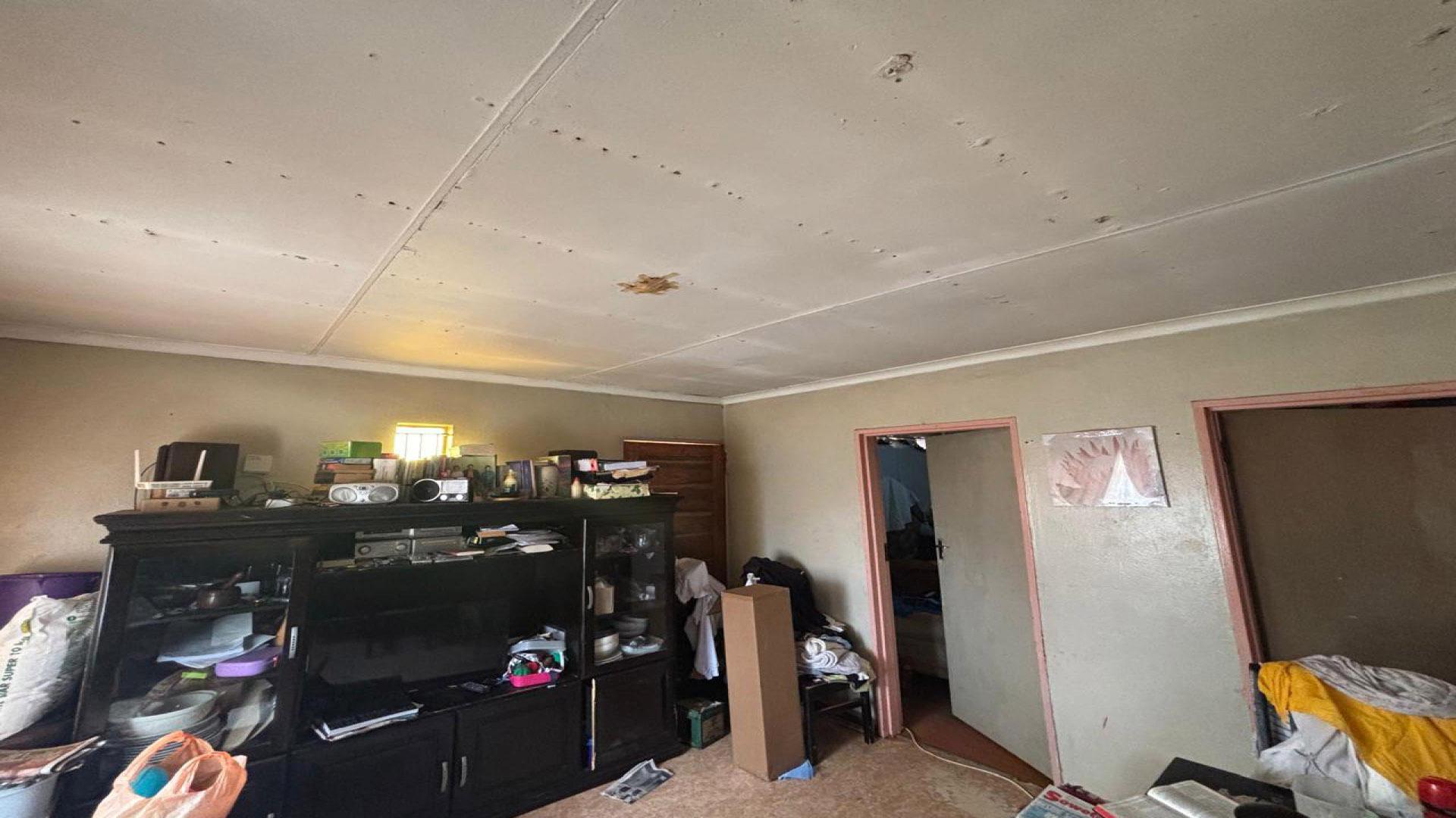 Lounges of property in Toekomsrus