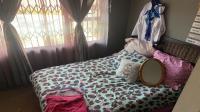 Bed Room 2 of property in Alan Manor