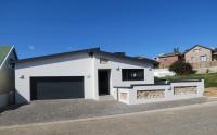3 Bedroom 3 Bathroom House for Sale for sale in Stilbaai (Still Bay)