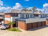 3 Bedroom 2 Bathroom Duplex to Rent for sale in Centurion Central