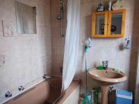  of property in Brackendowns