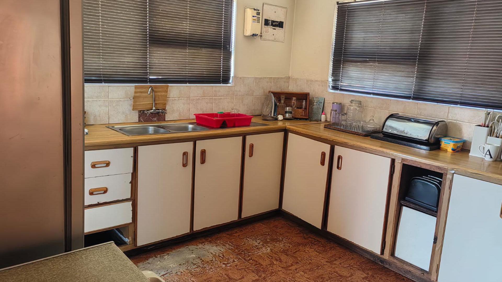 Kitchen of property in Ceres