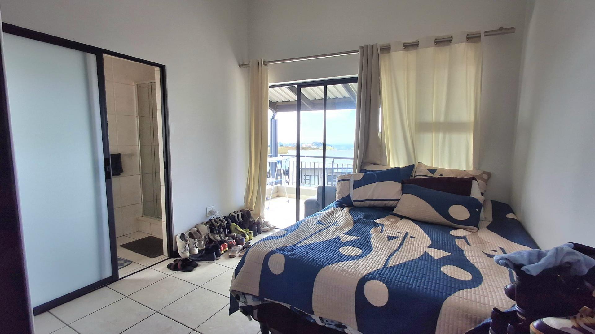 Bed Room 2 of property in Oakdene