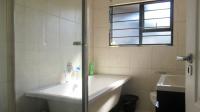 Bathroom 1 - 7 square meters of property in Oakdene