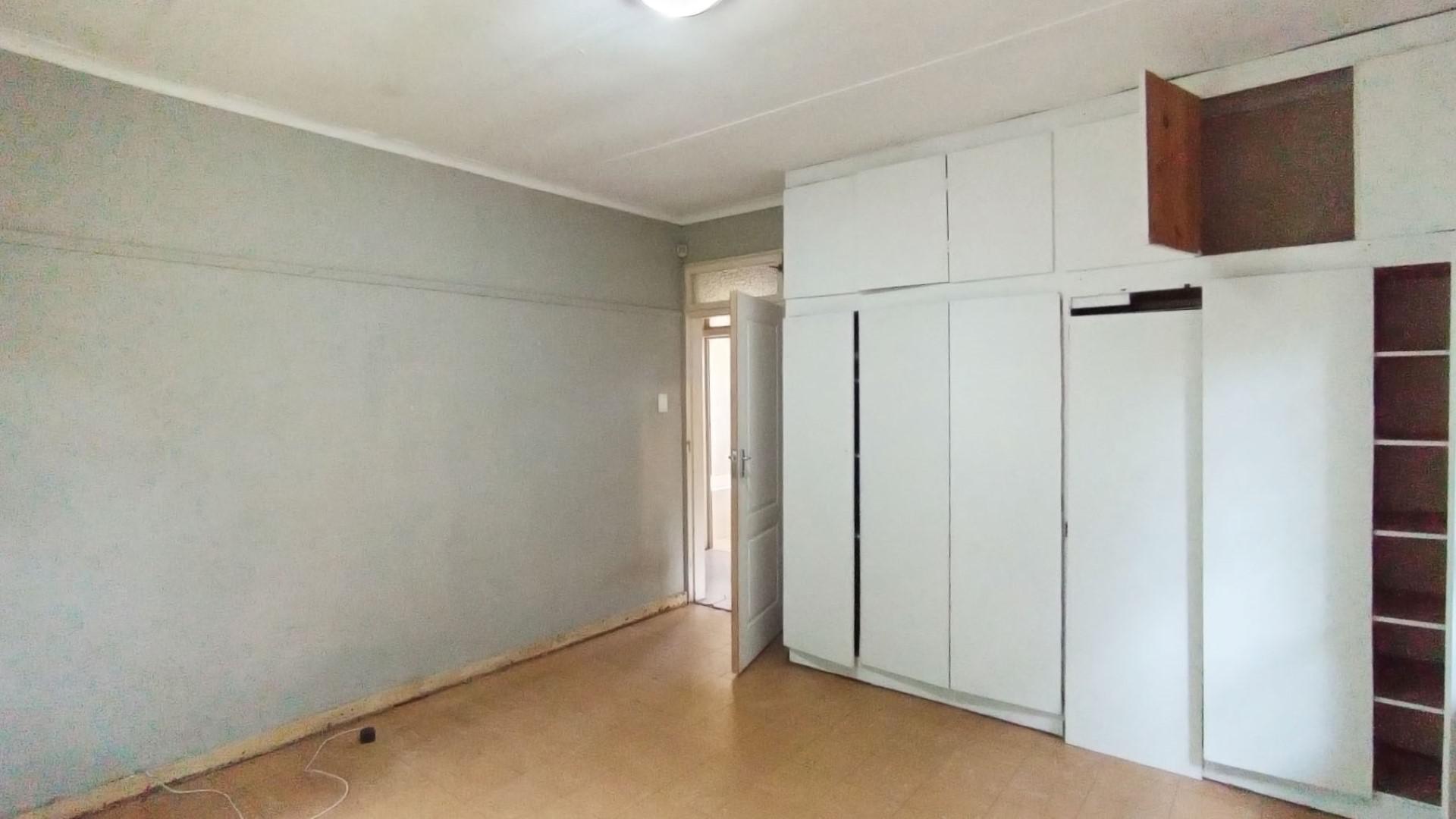 Bed Room 2 - 14 square meters of property in Ocean View - DBN