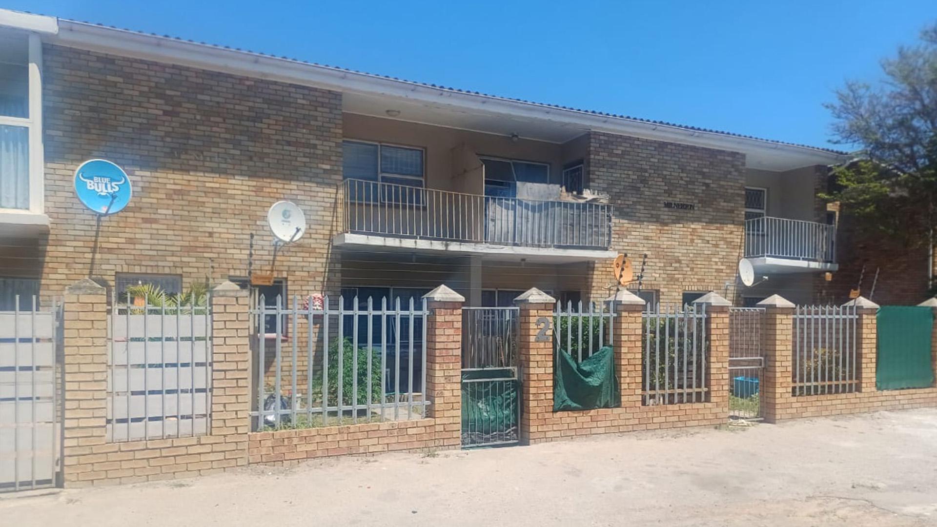 Front View of property in Swartkops