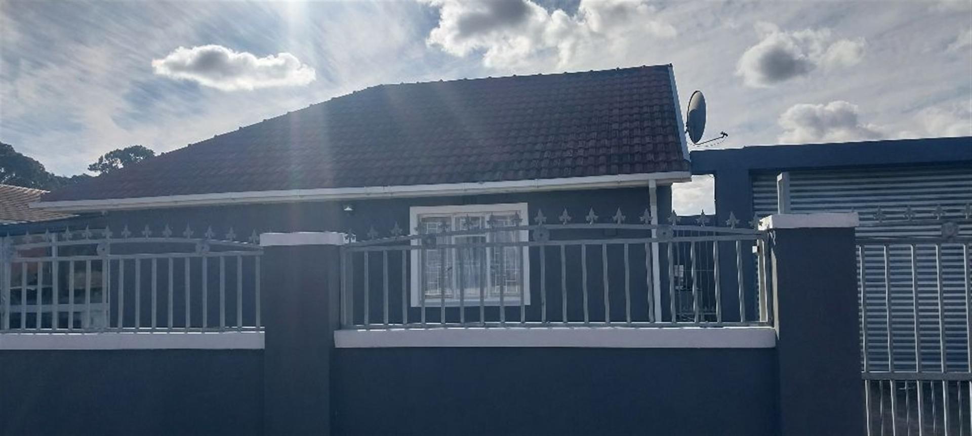 Front View of property in Belhar