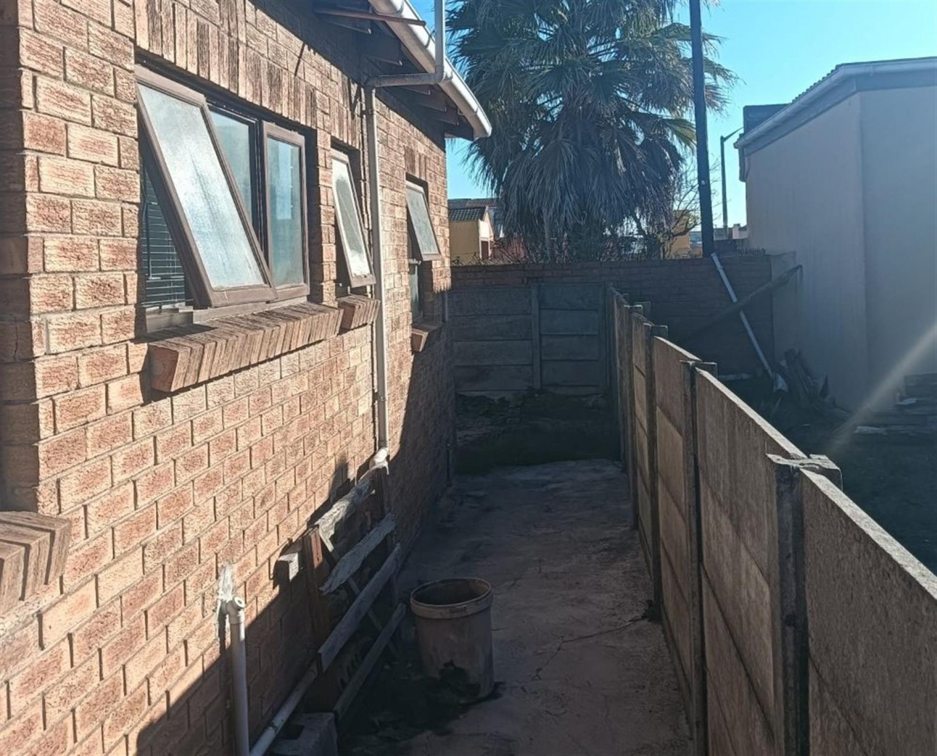 Spaces of property in Guguletu