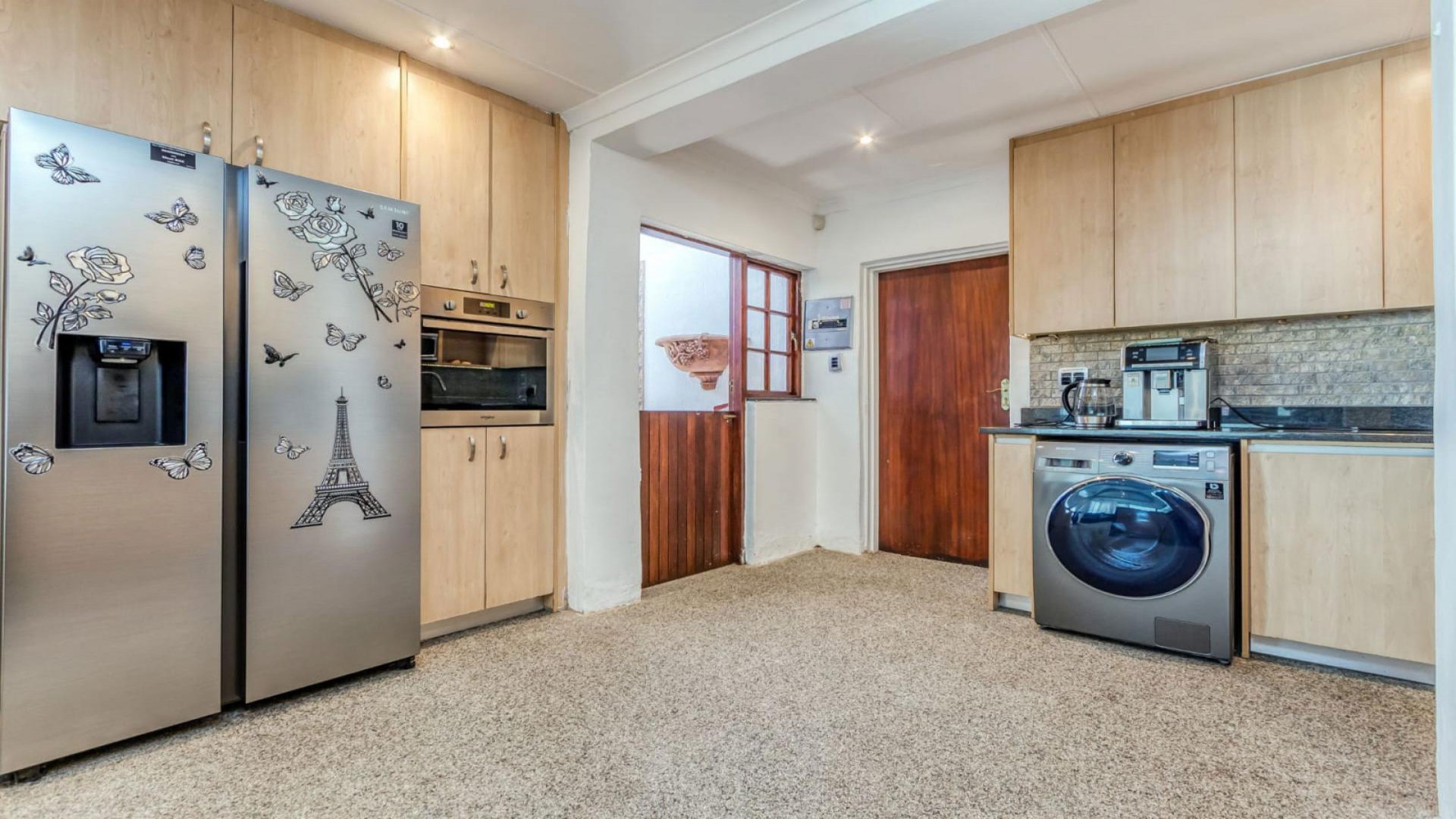 Kitchen of property in Bryanston