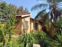 2 Bedroom 1 Bathroom House to Rent for sale in Geelhoutpark
