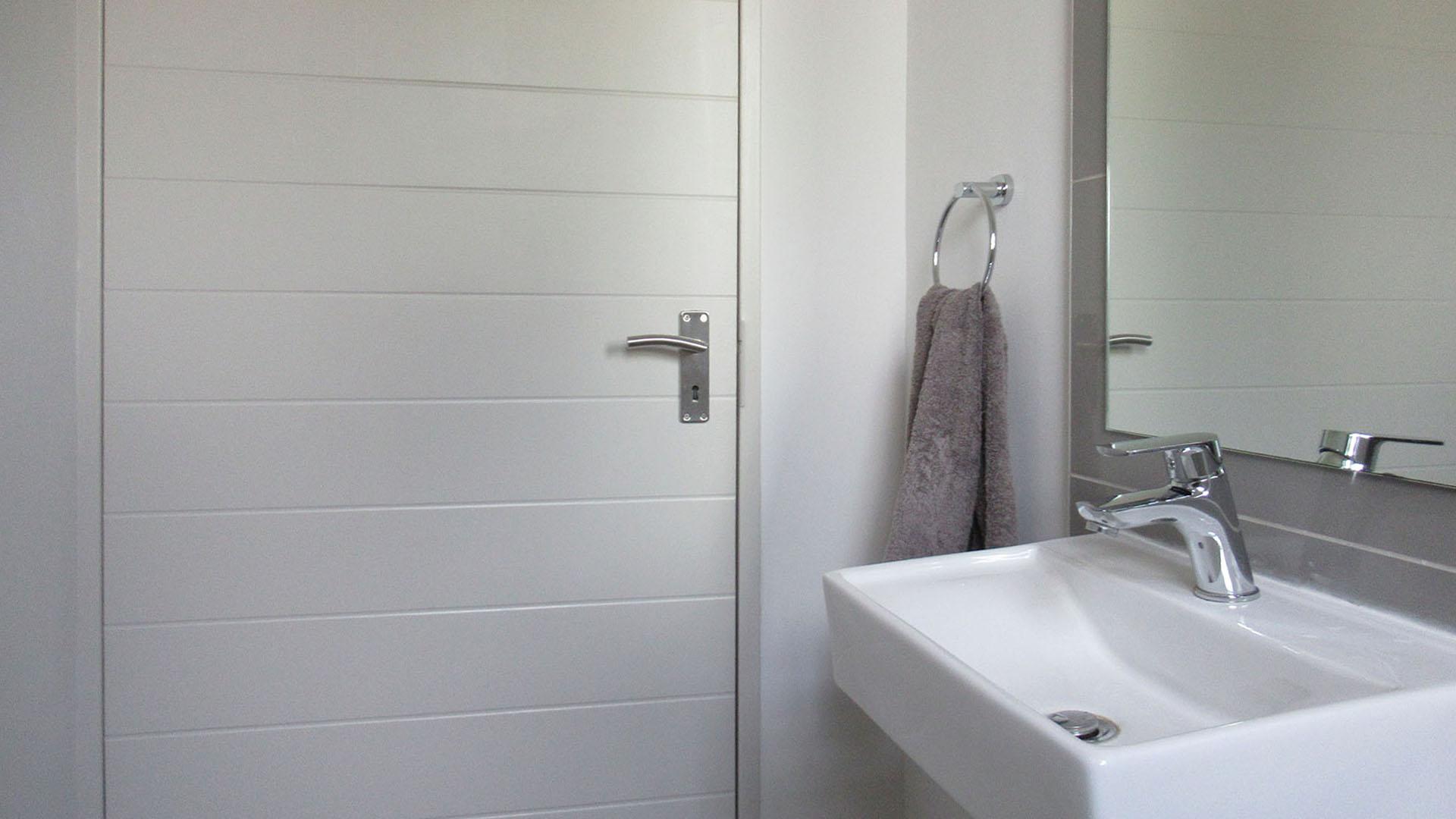 Guest Toilet - 3 square meters of property in Homes Haven