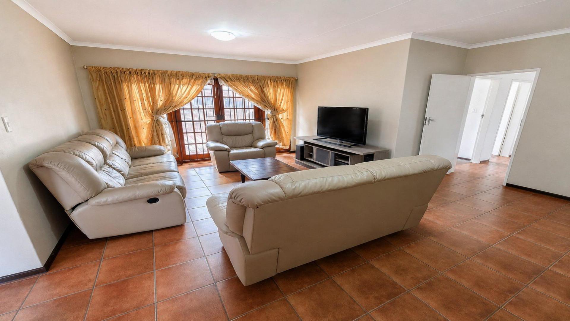Lounges of property in Erasmuskloof