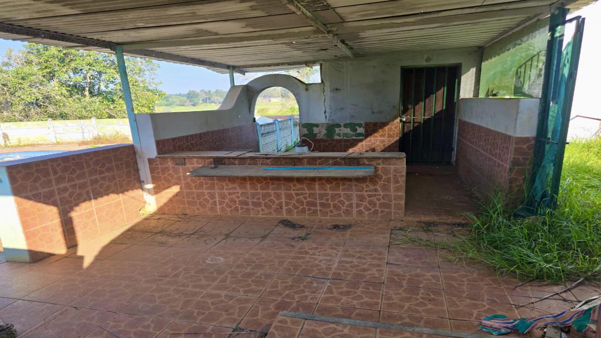 Braai Area of property in Louwsburg