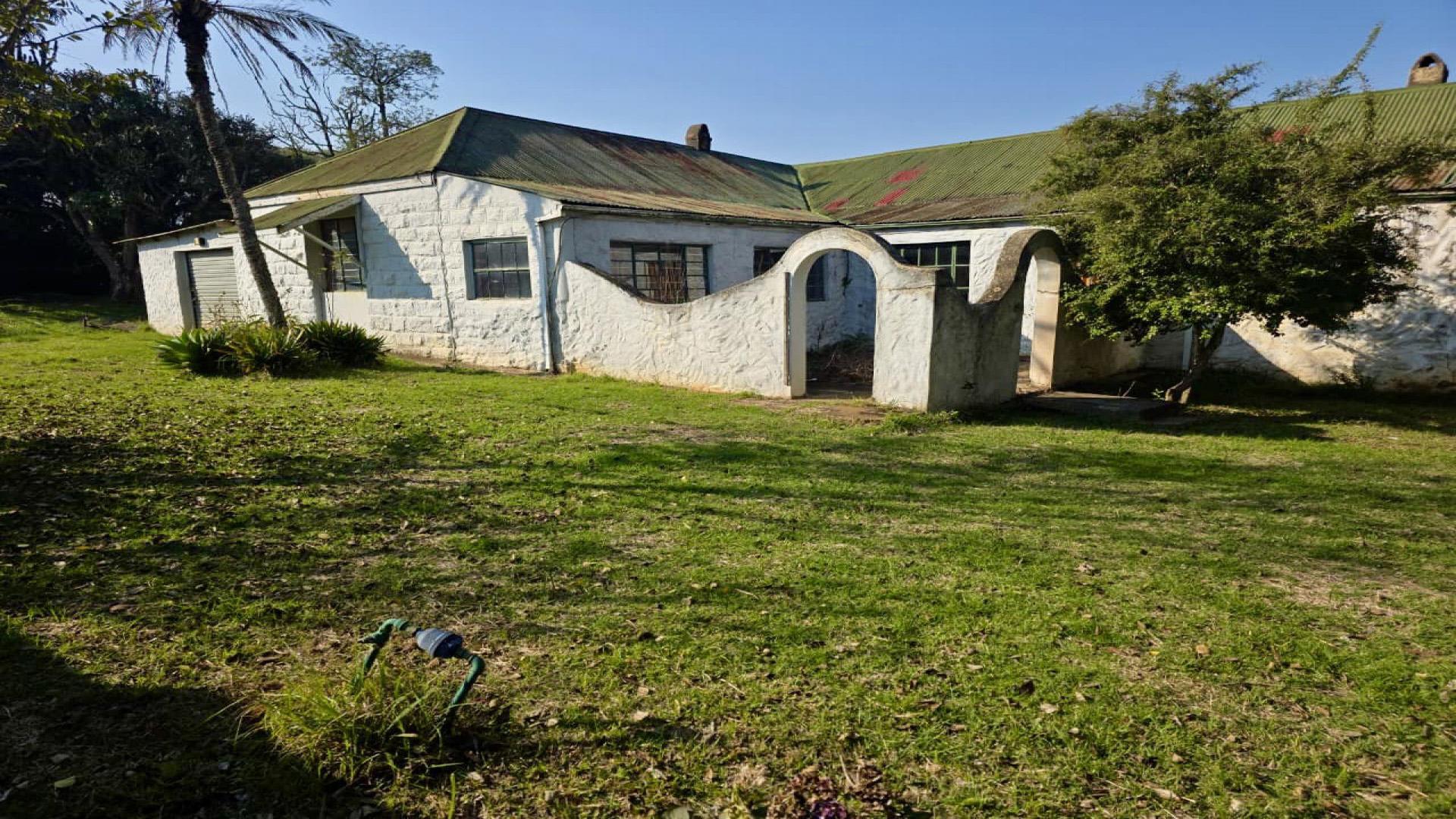 Front View of property in Louwsburg