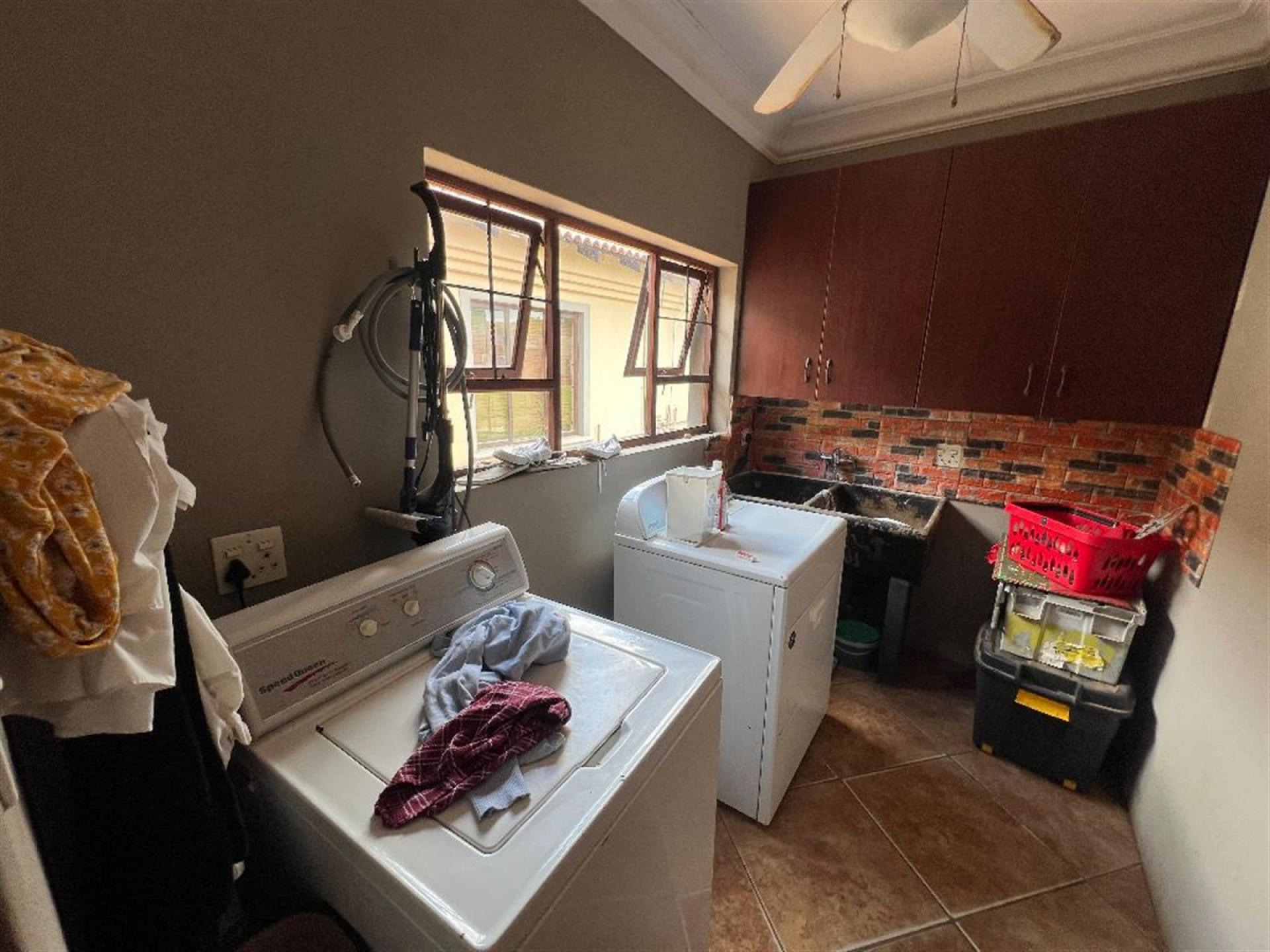 Scullery of property in Kameeldrift