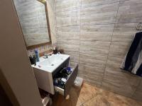 Bathroom 1 of property in Kameeldrift