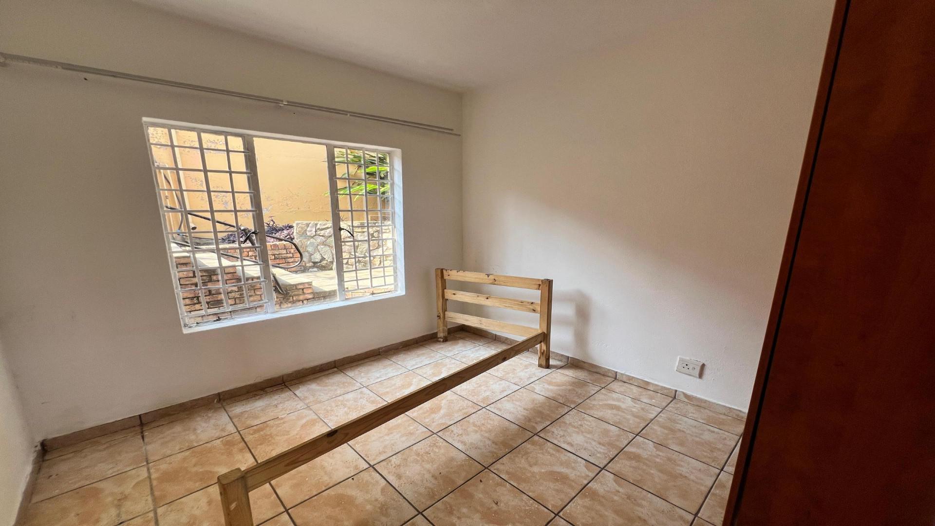 Bed Room 2 of property in Nelspruit Central