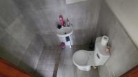 Bathroom 1 of property in Primrose