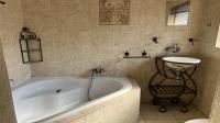 Bathroom 1 of property in Pomona