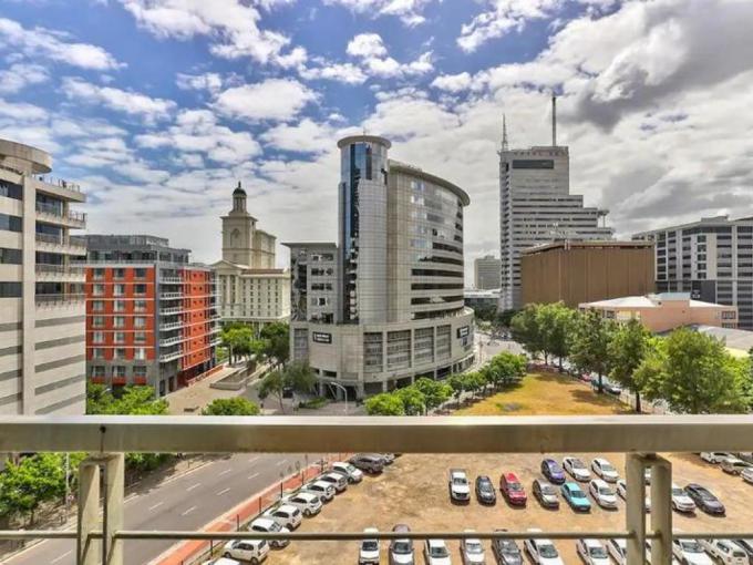 1 Bedroom Apartment to Rent in Cape Town Centre - Property to rent - MR656371