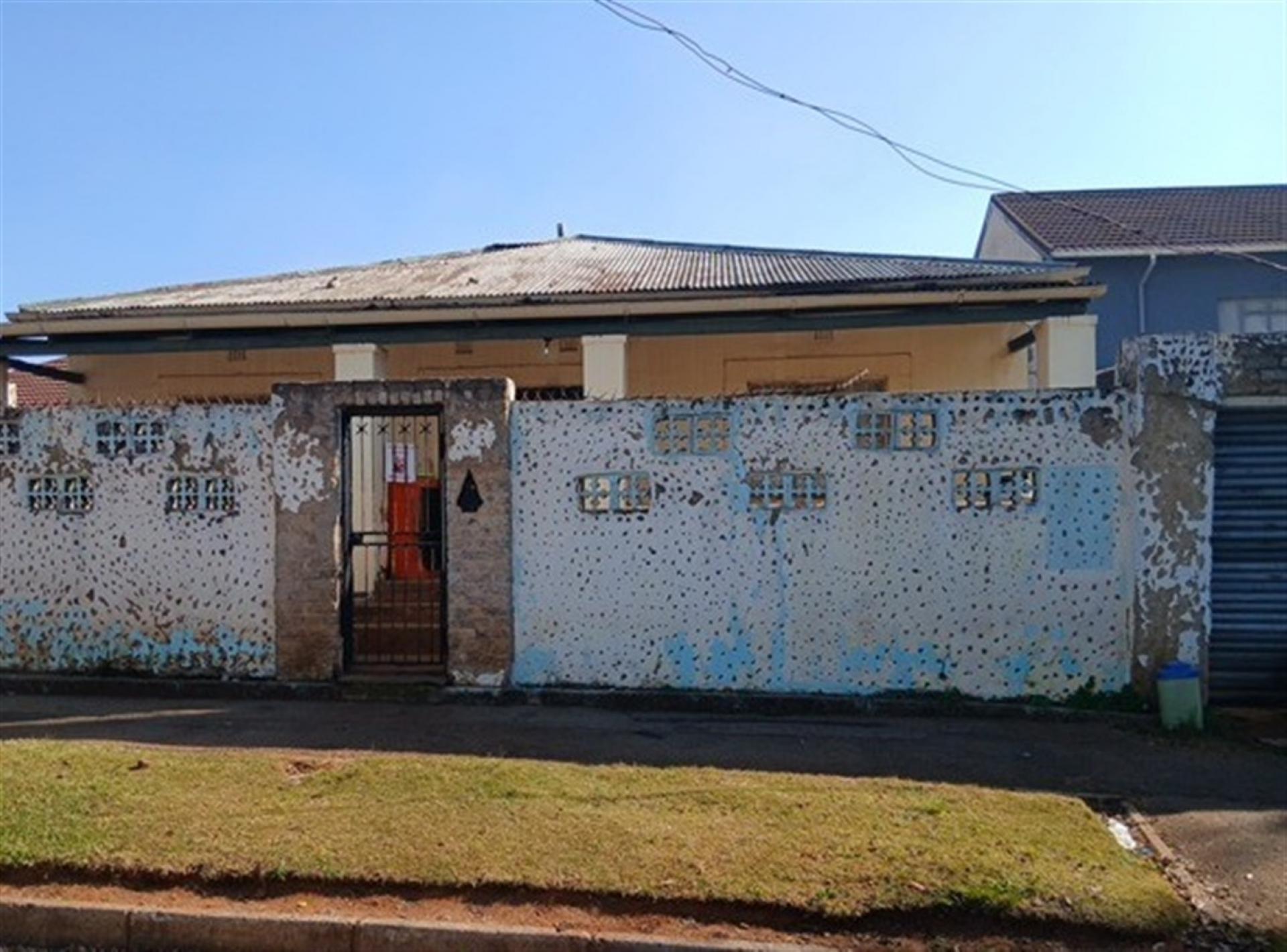 Front View of property in Newlands