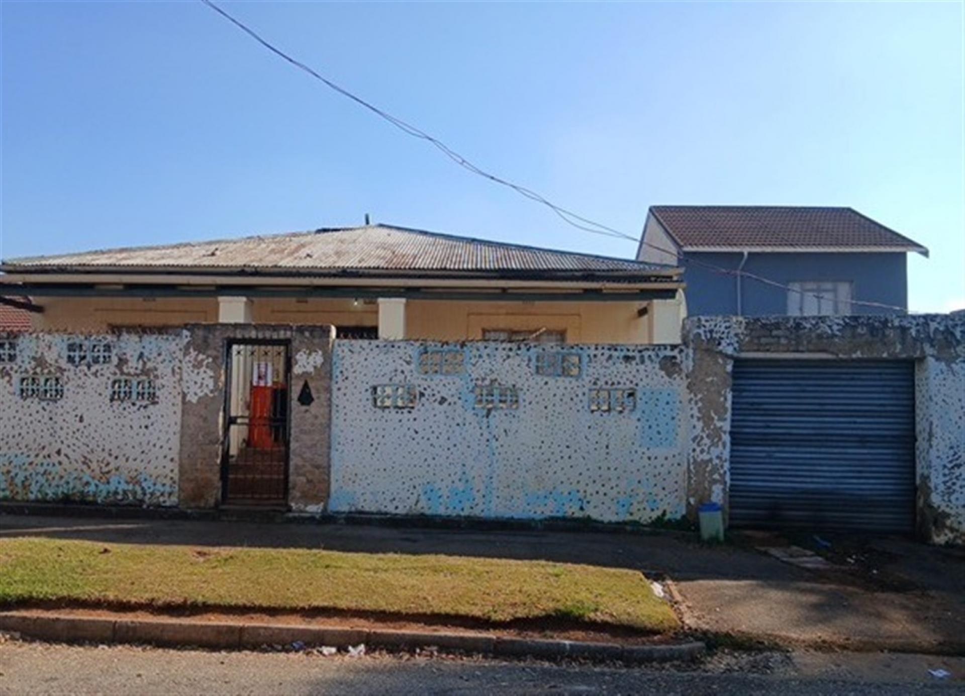 Front View of property in Newlands