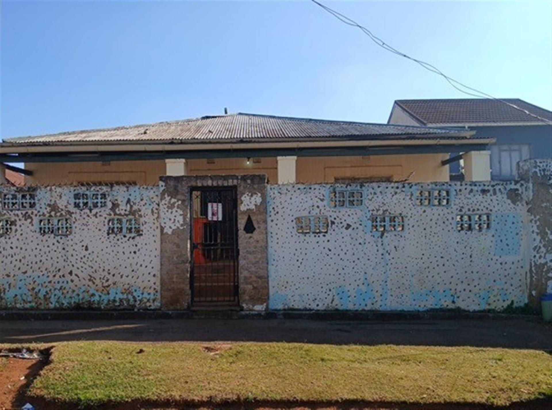 Front View of property in Newlands