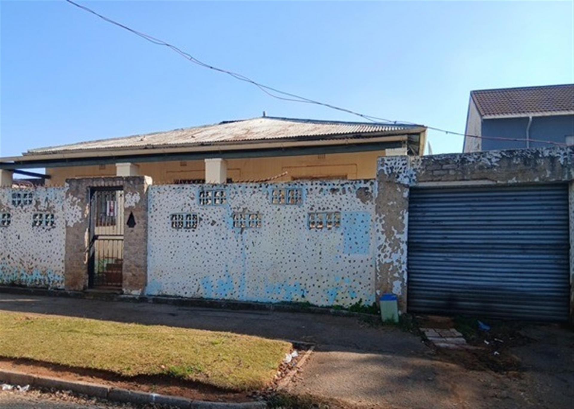 Front View of property in Newlands