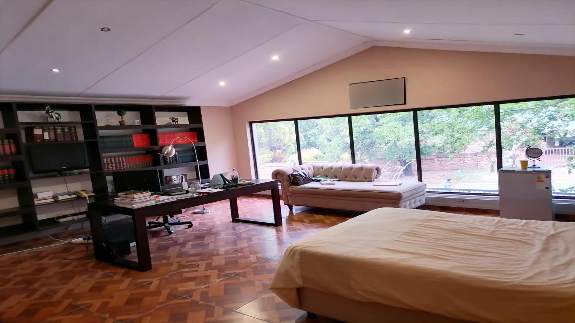 Main Bedroom of property in Nelspruit Central