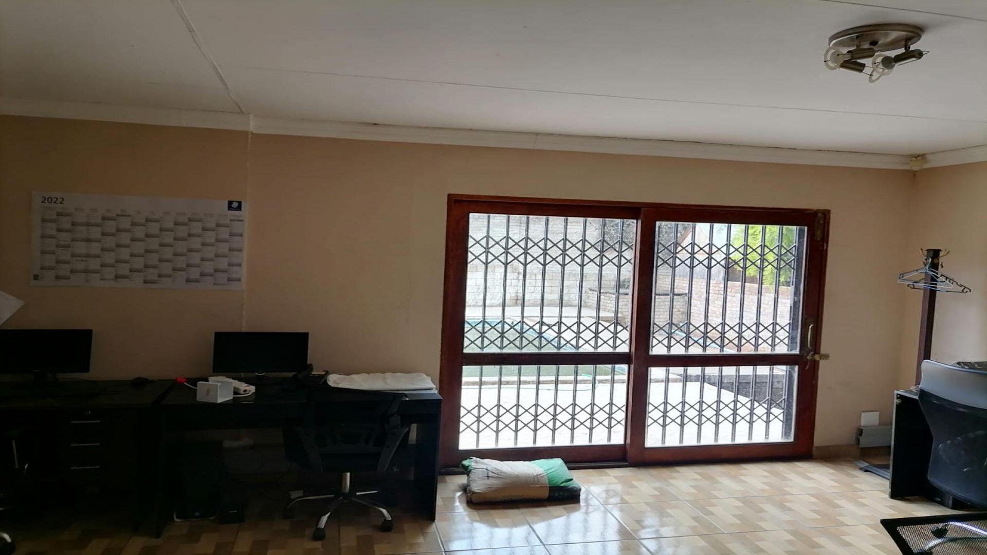 Study of property in Nelspruit Central