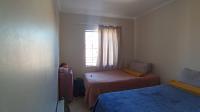 Bed Room 2 - 11 square meters of property in Sagewood