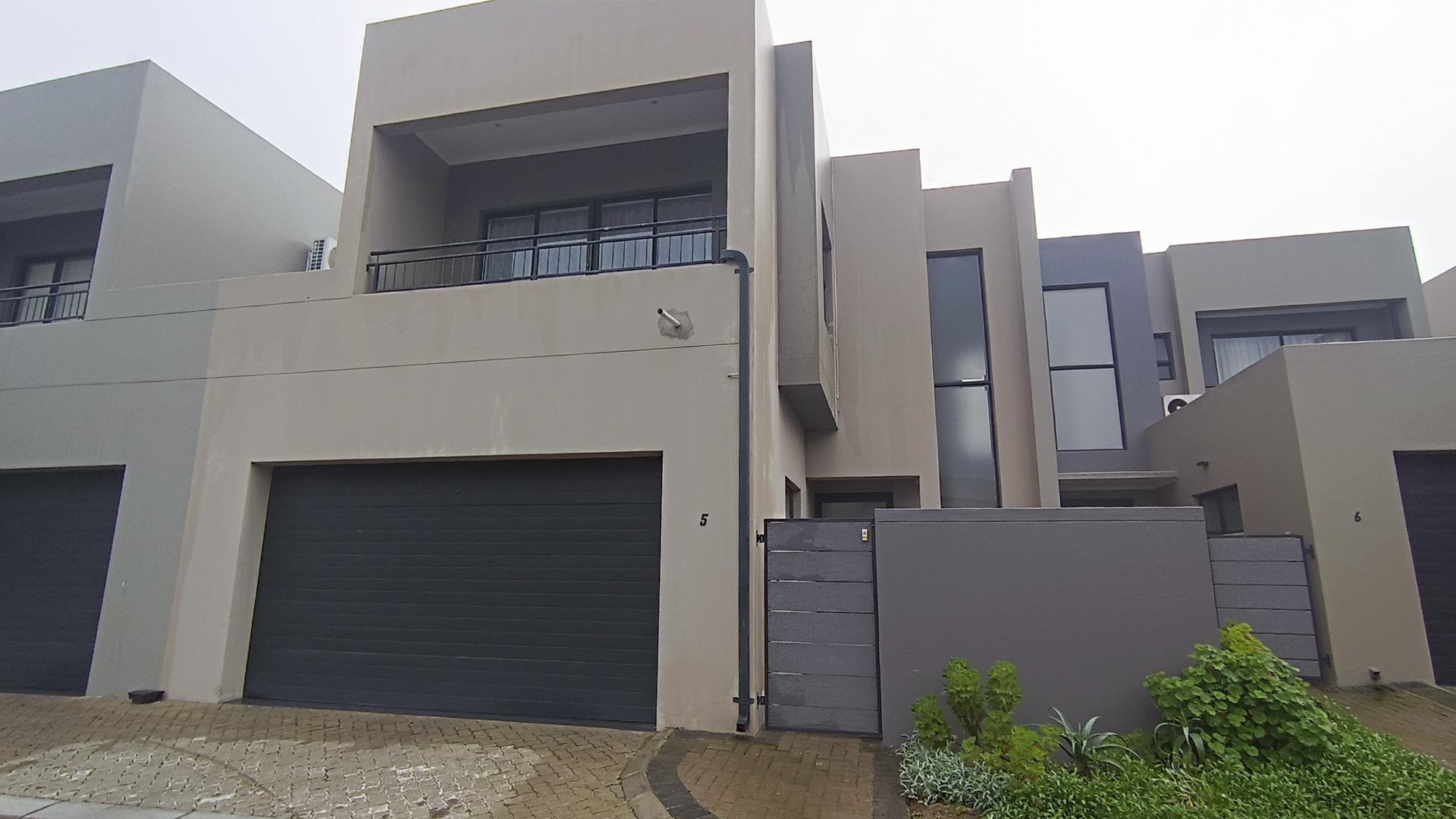 Front View of property in Parklands