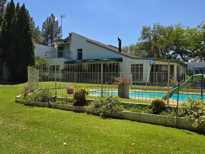 5 Bedroom House for Sale For Sale in Walkers Fruit Farms SH - MR656628