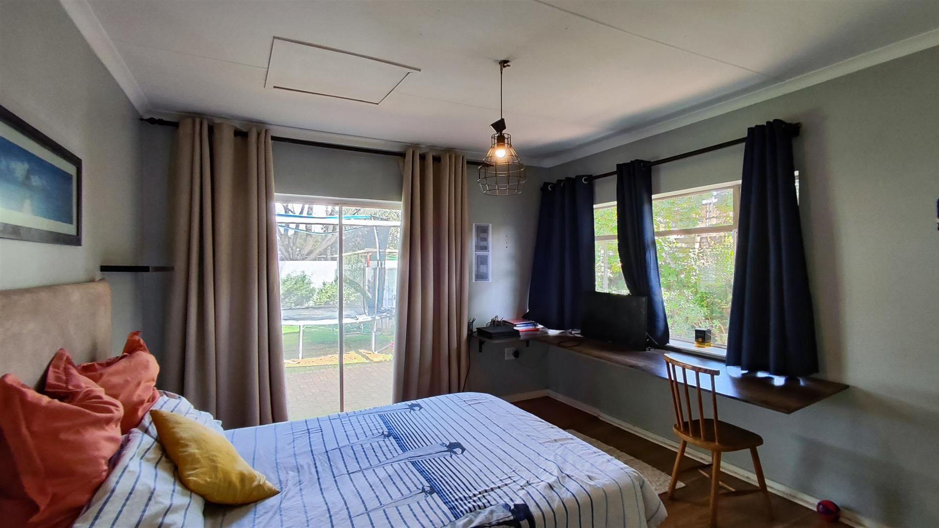 Bed Room 3 - 17 square meters of property in Vanderbijlpark