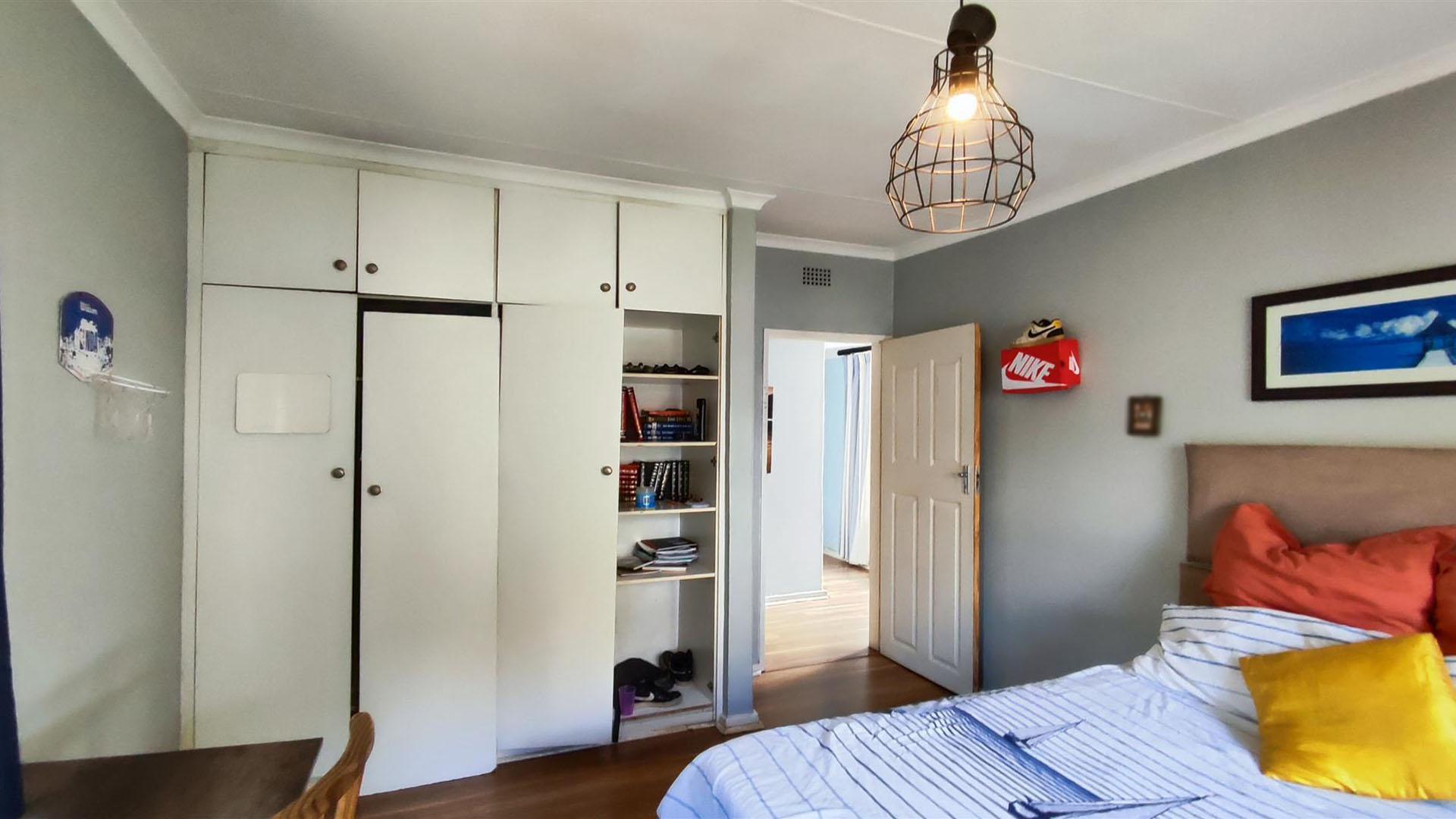 Bed Room 3 - 17 square meters of property in Vanderbijlpark