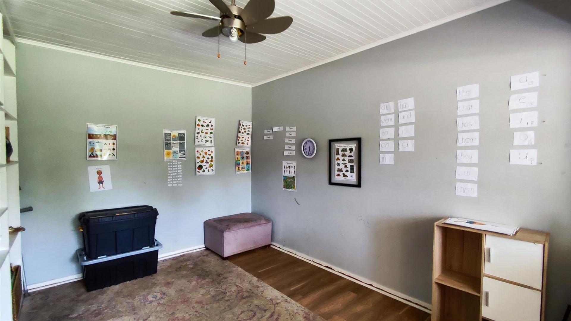 Spaces - 84 square meters of property in Vanderbijlpark