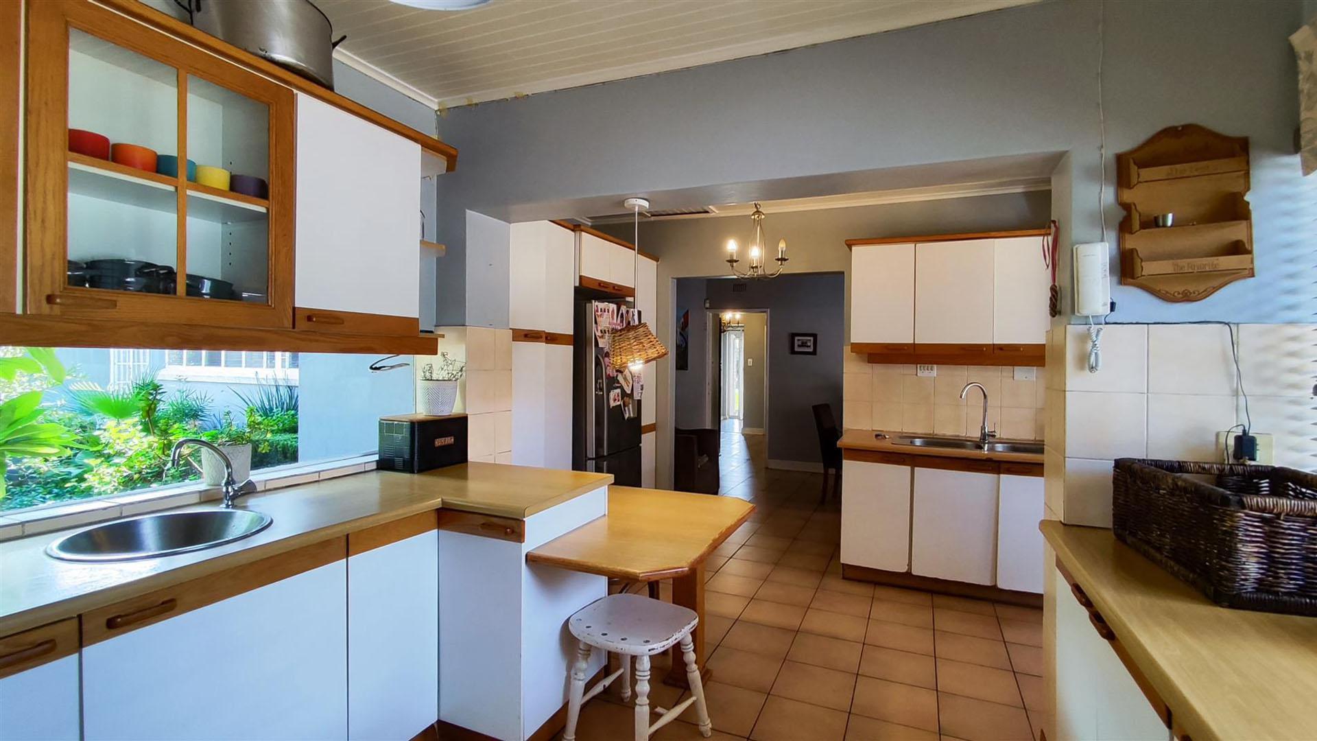 Kitchen - 24 square meters of property in Vanderbijlpark